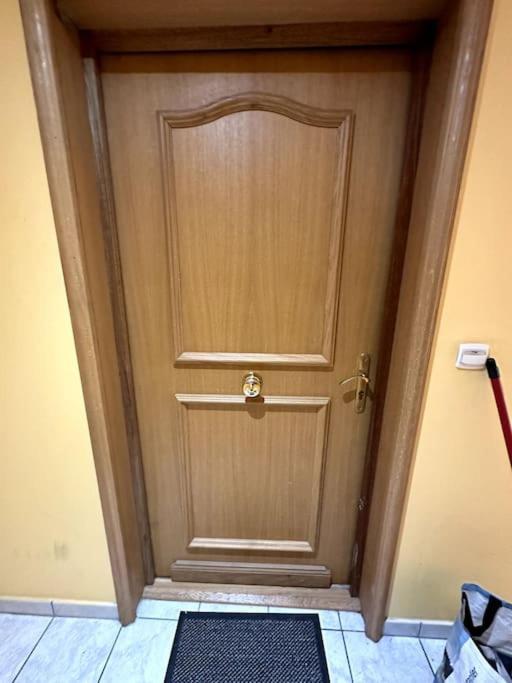 Appartement Cosy Avec Balcon Et Piscine Besancon Ngoại thất bức ảnh
